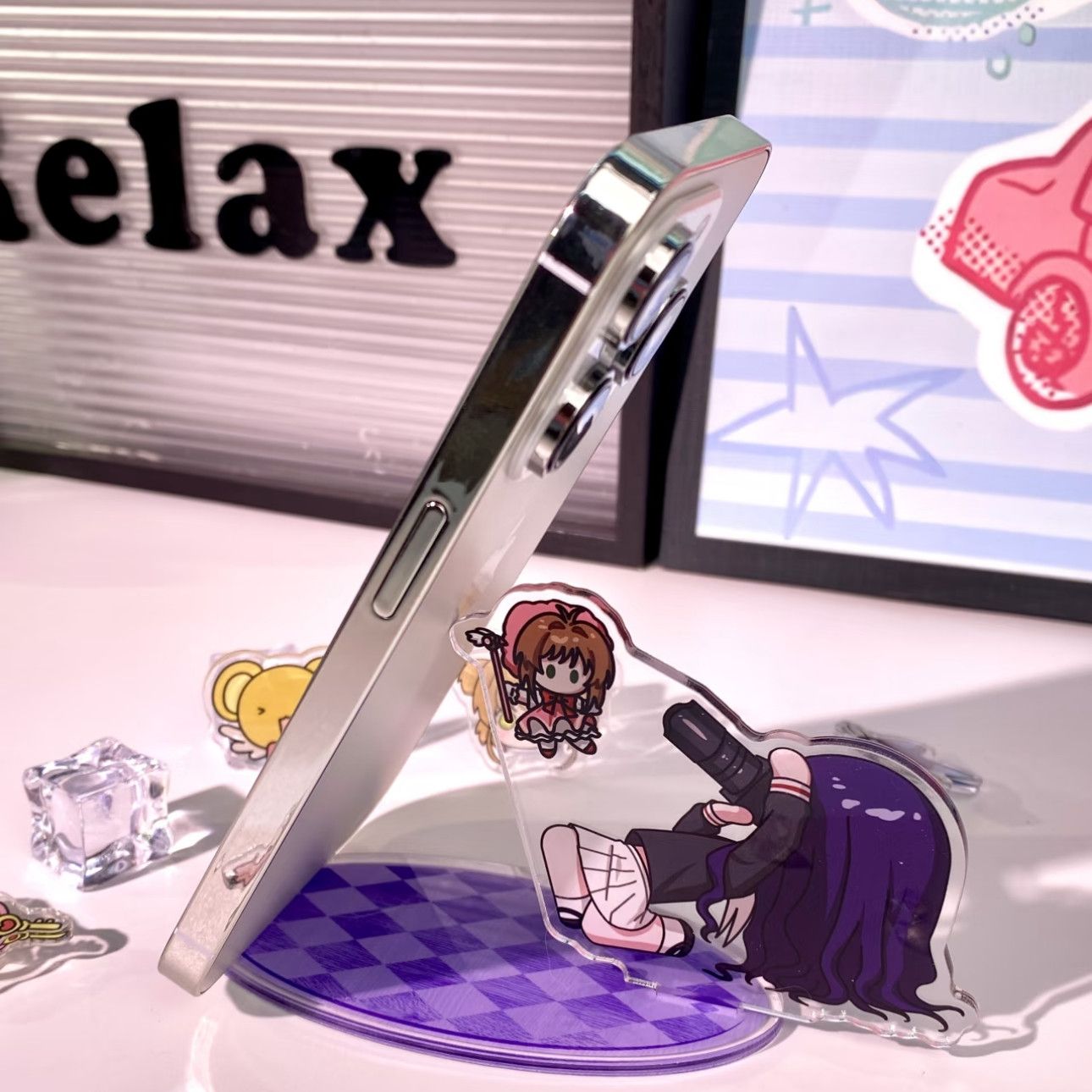 Support de téléphone fait par  - Anime Cosplay Easy avis et prix